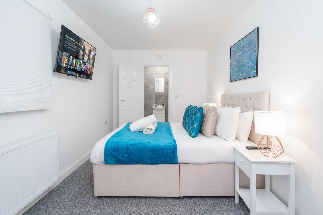 Two Bedroom Apartment - En Suites - Smart Tv'S - Wifi - Netflix - Bearwood Μπέρμιγχαμ Εξωτερικό φωτογραφία